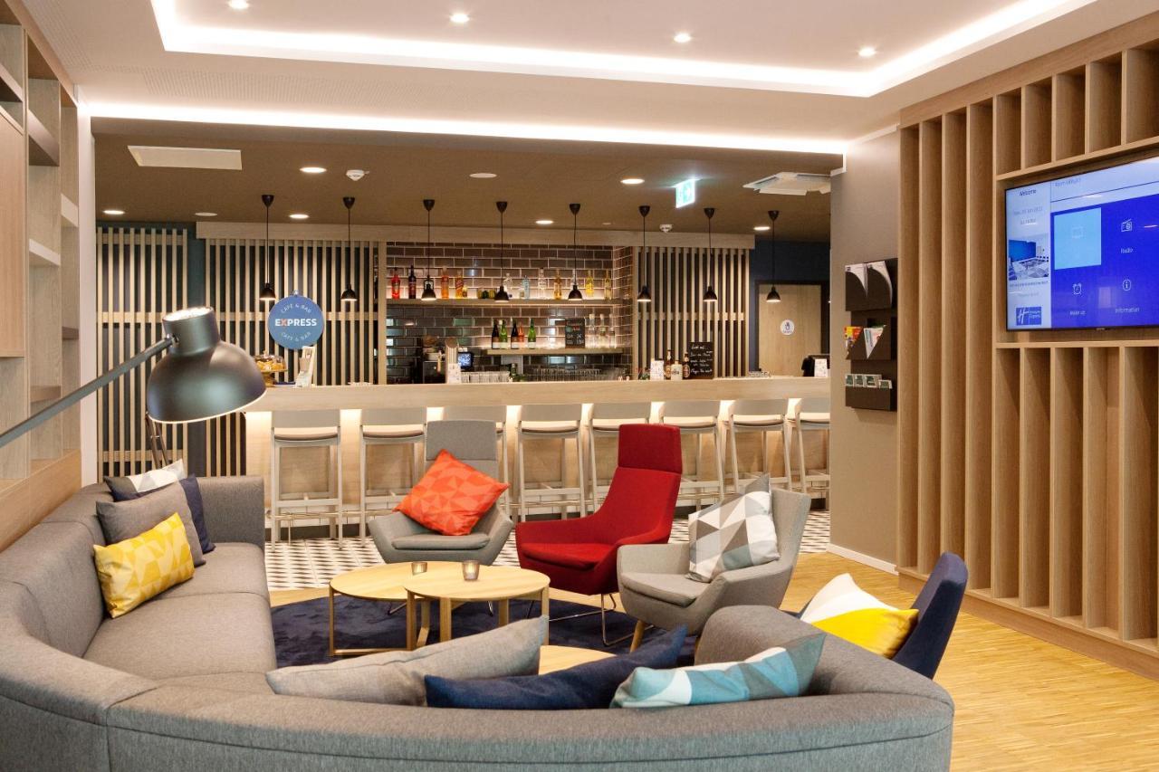 Holiday Inn Express Fuerth By Ihg ภายนอก รูปภาพ